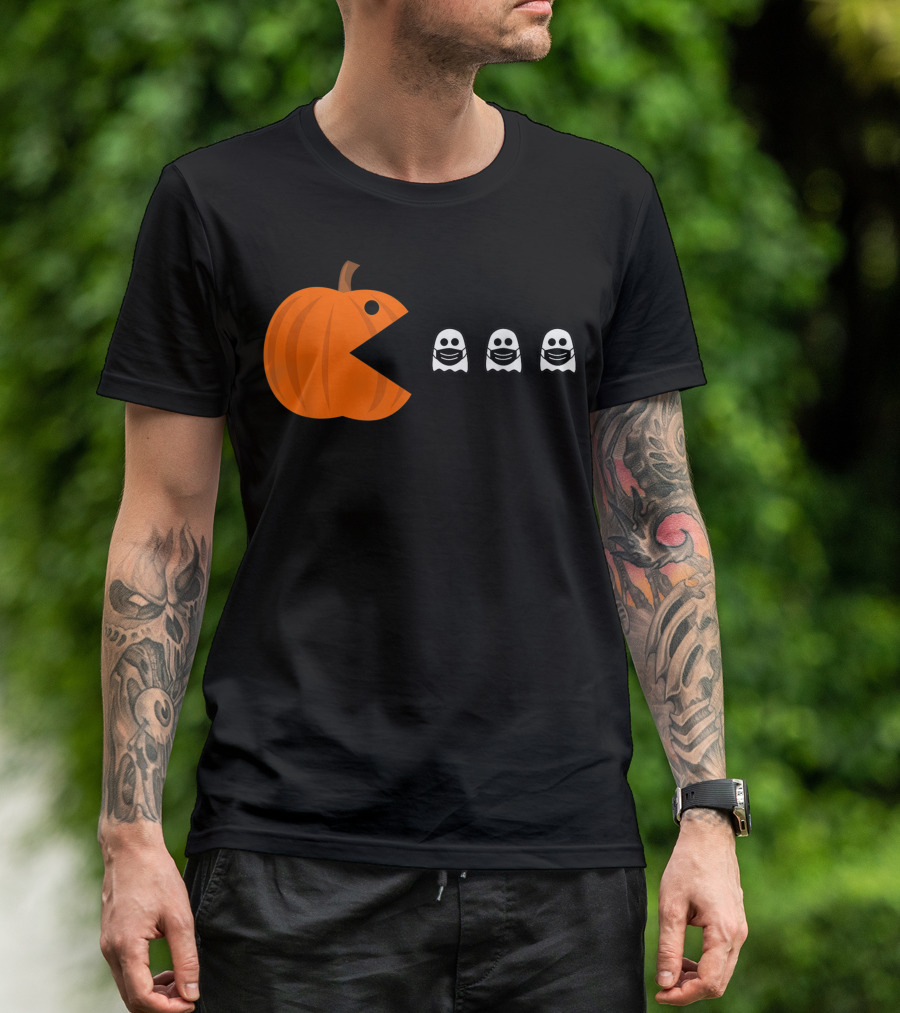 Pac-Man Pumpkin Eating Ghosts Funny Halloween Men's T-Shirt