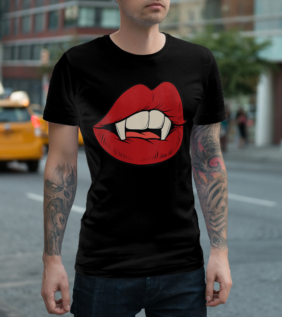 Women Vampire Kiss Halloween Rock Punk Goth Lips Fangs T-Shirt