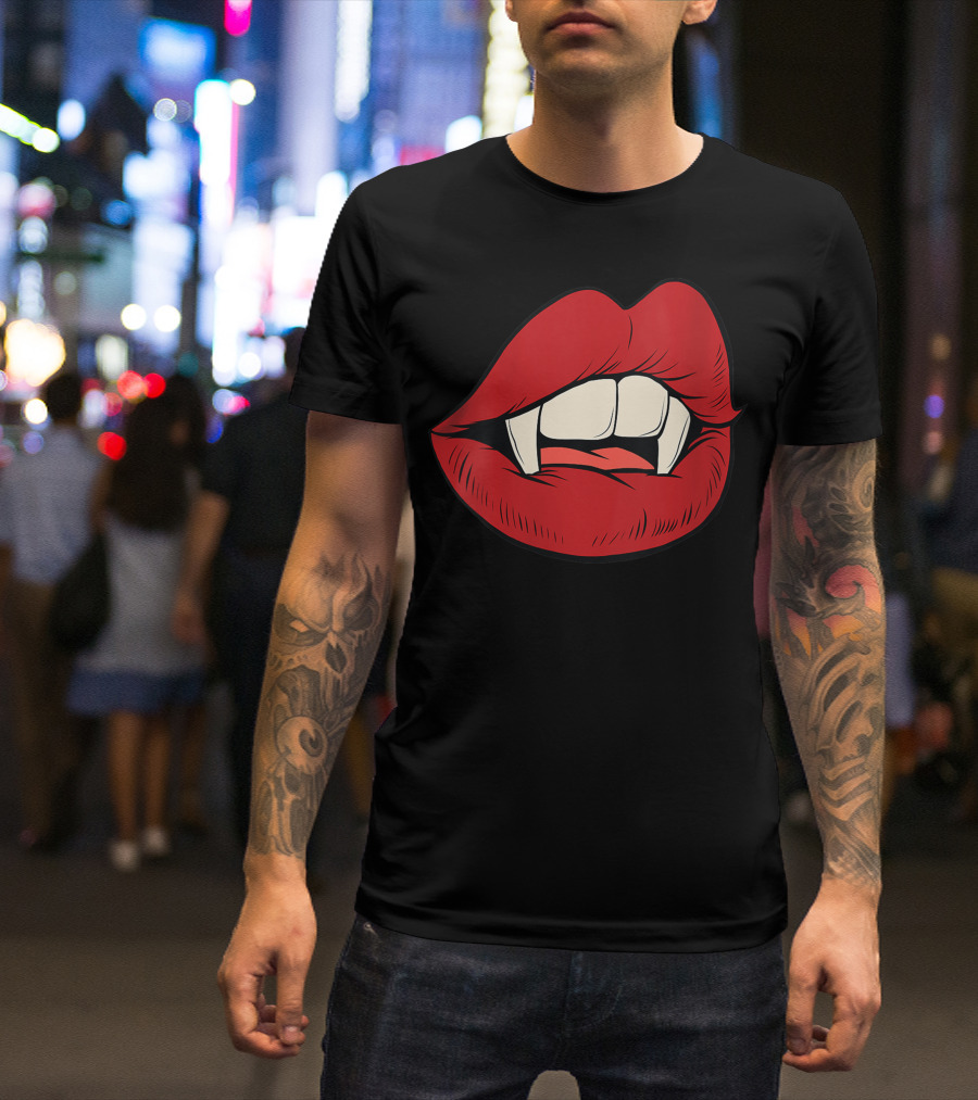Women Vampire Kiss Halloween Rock Punk Goth Lips Fangs T-Shirt