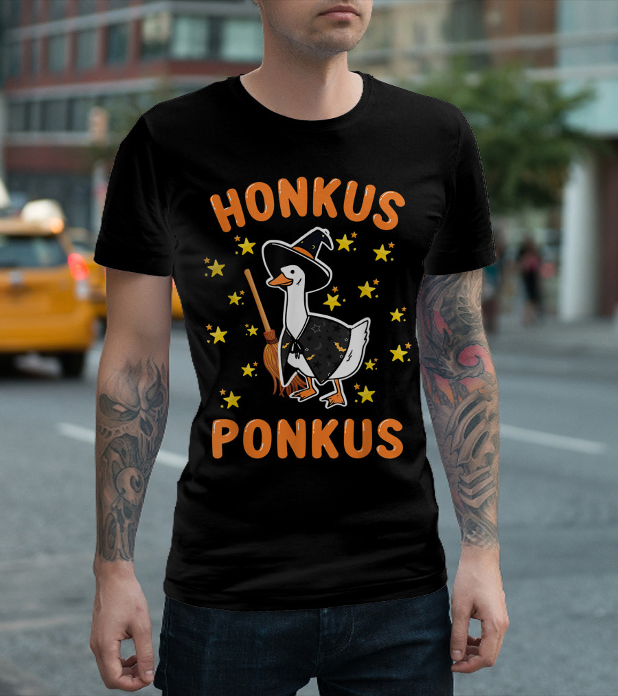 Honkus Ponkus Witch Goose Halloween Magic Stars Broom T-Shirt