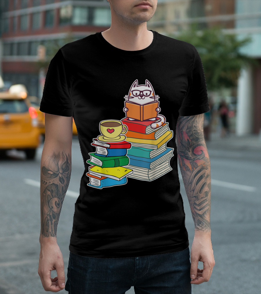 Cat Enjoying Books and Coffee with Heart Motif T-Shirt