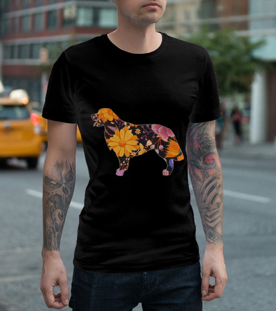 Floral Flower Vintage Golden Retrievers Pattern with Vibrant Botanical Motifs T-Shirt