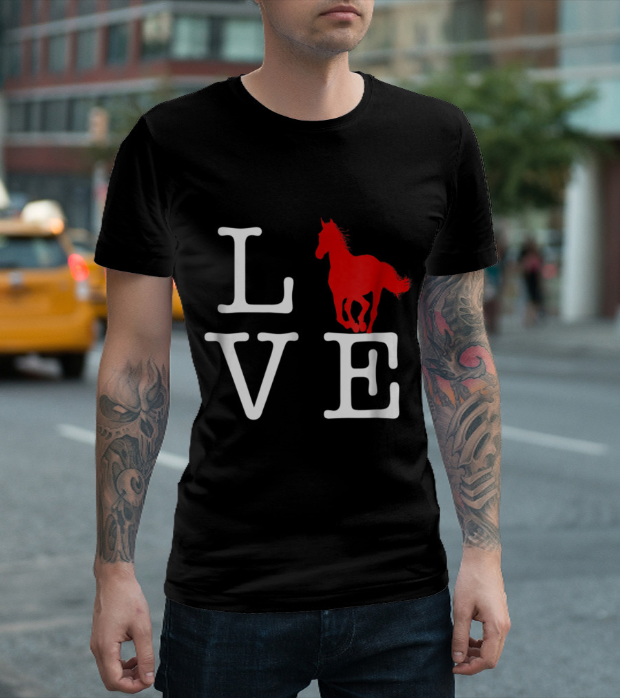 Love Horse Riding Animal Love T-Shirt