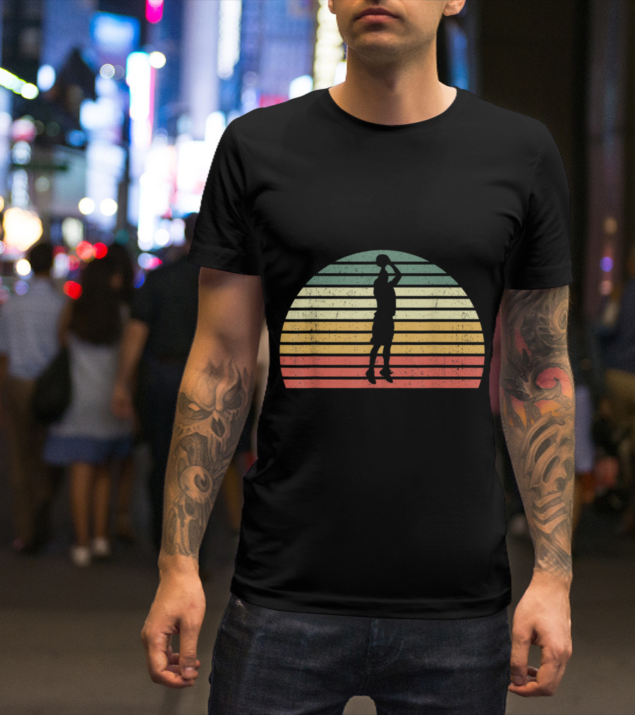 Vintage Basketball Jumpshot Silhouette 3 Pointer Retro Stripes T-Shirt