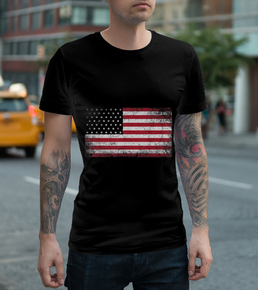 Vintage Distressed American Flag 4th of July U.S. Patriotic Emblem T-Shirt