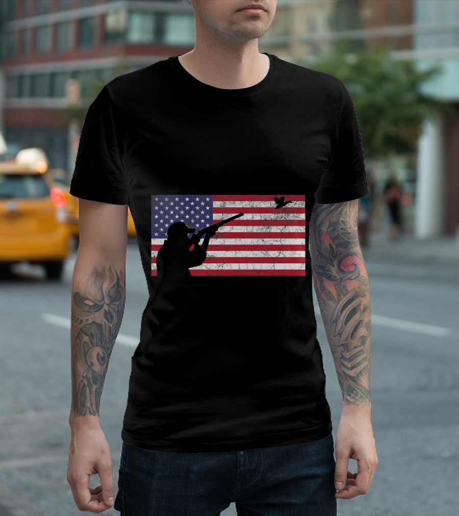 Fourth of July 4th American Flag with Duck Hunting T-Shirt
