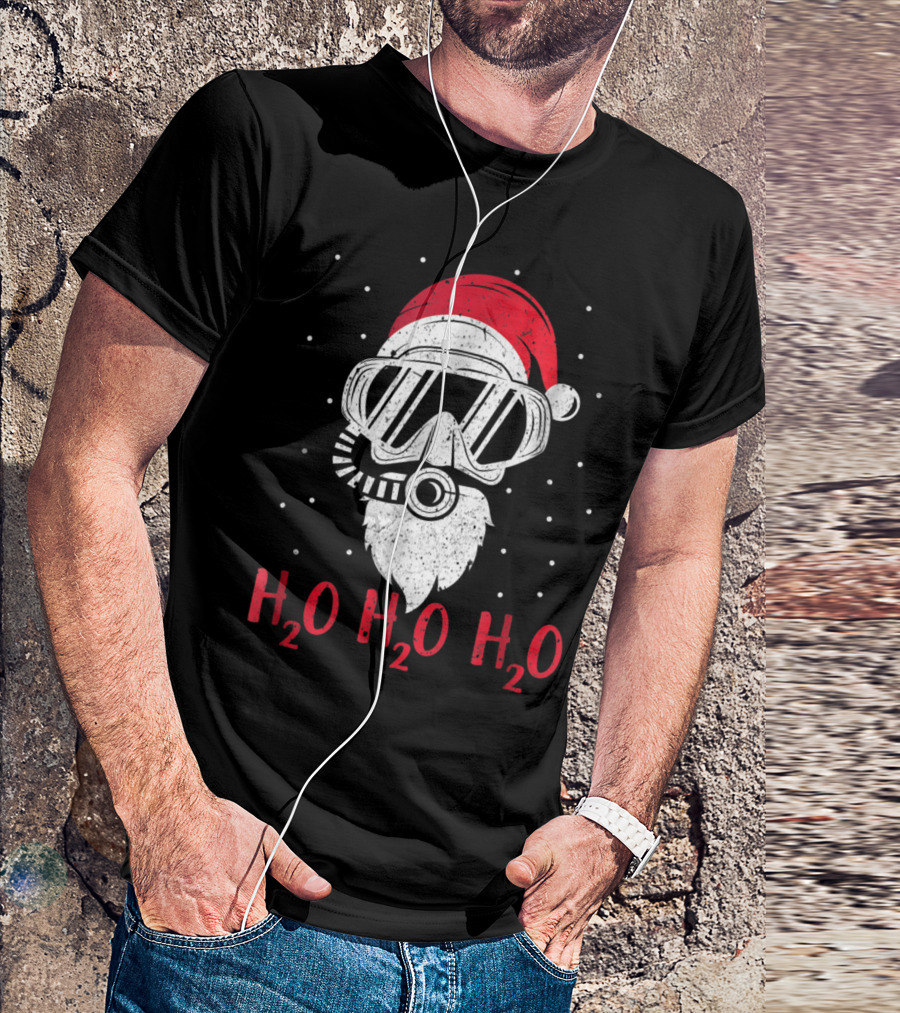 Santa Claus Diving With Scuba Mask H2O Christmas T-Shirt