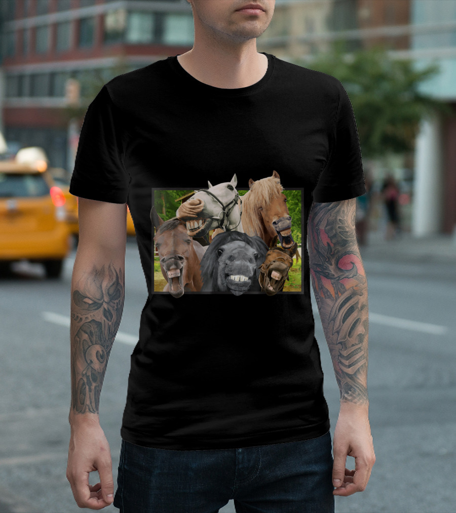 Funny Horses Taking Selfies With Big Smiles T-Shirt