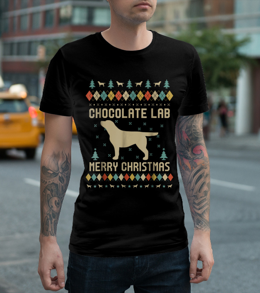 Chocolate Lab Merry Christmas Pattern with Labrador and Tree Motifs T-Shirt
