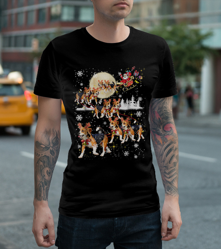 Beagle Reindeer Christmas Santa Sleigh Snowflakes Full Moon T-Shirt