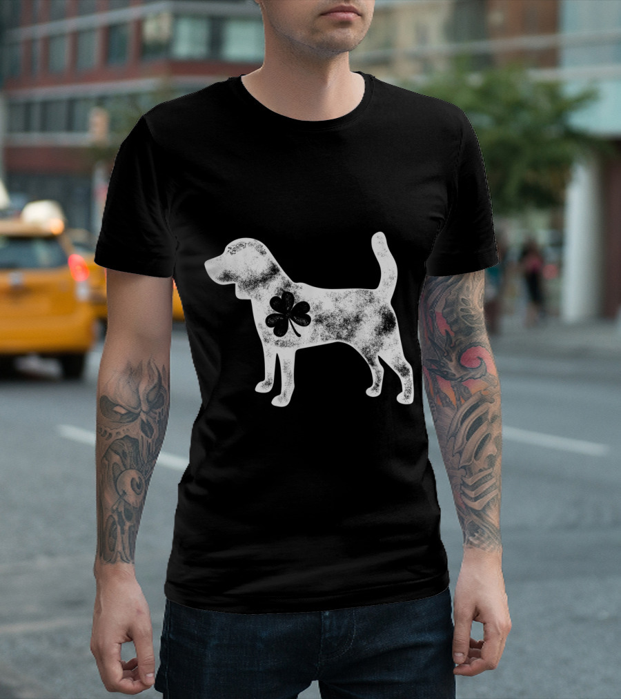 Beagle Dog with Shamrock for St Patricks Day T-Shirt
