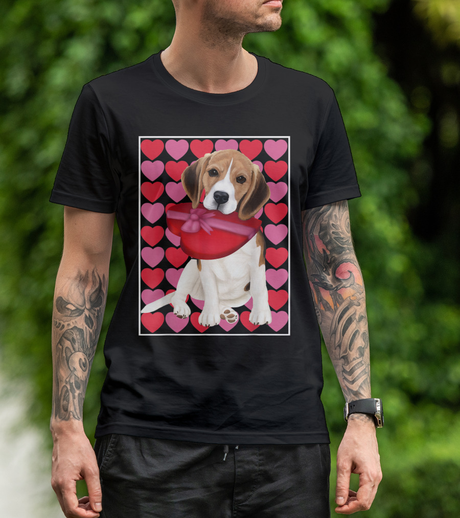Beagle Holding Red Heart Shaped Box With Pink And Red Hearts Background T-Shirt