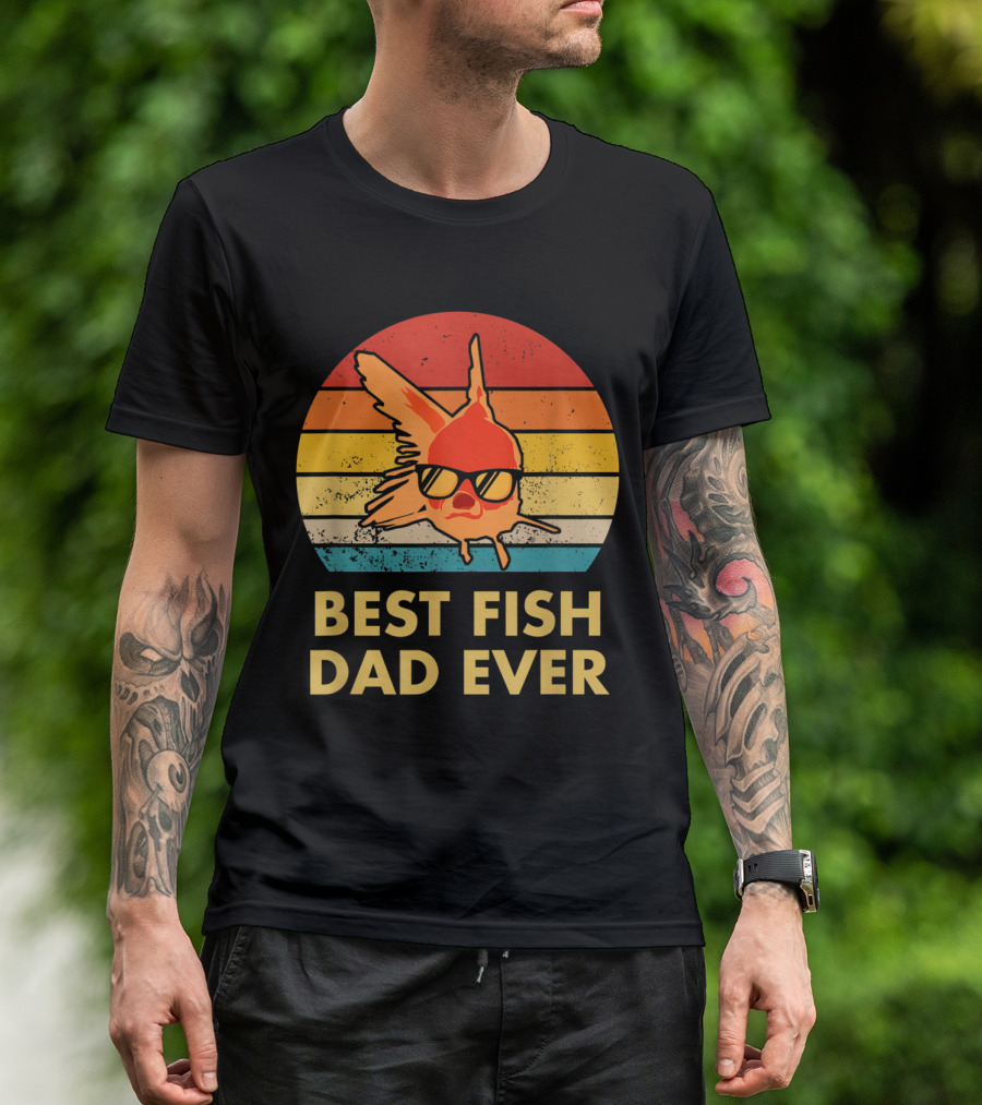 Best Fish Dad Ever Goldfish Retro Sunglasses Sunburst Stripes T-Shirt