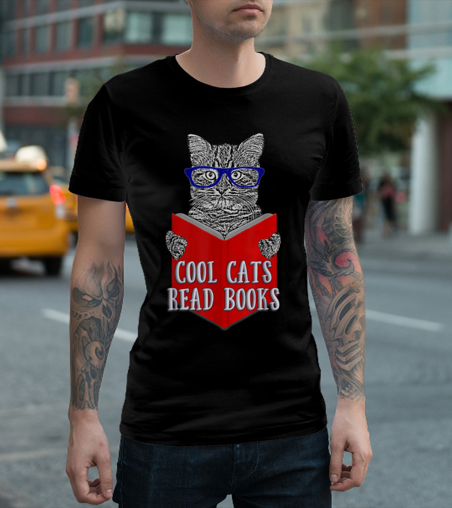 Cool Cats Read Books Funny Bookworm Cat With Glasses T-Shirt