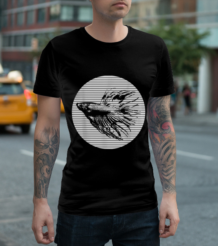 Betta Splendens Siamese Fig Fish With Striped Circle Background T-Shirt