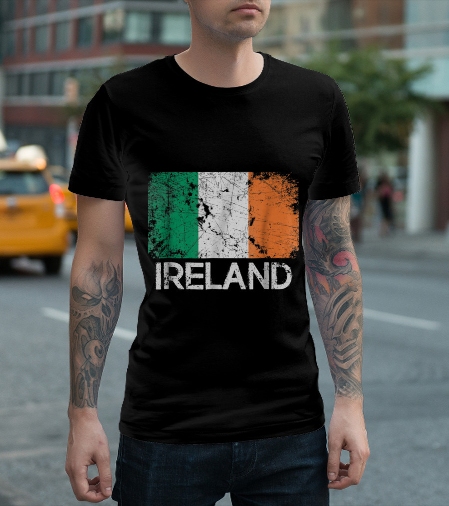 Ireland Flag Distressed Vintage Look T-Shirt