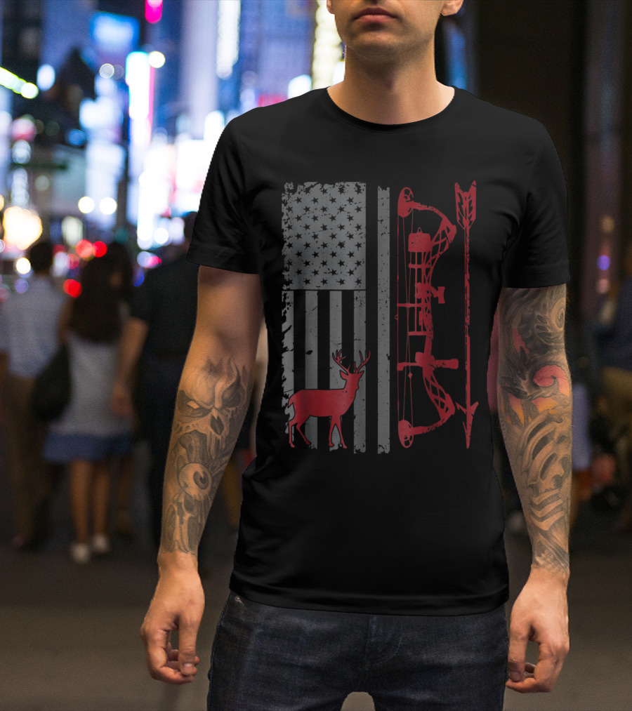 Bow Hunter American Flag Deer Bow Arrow Hunting Gear T-Shirt