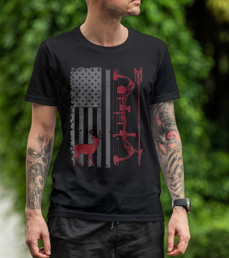 Bow Hunter American Flag Deer Bow Arrow Hunting Gear T-Shirt