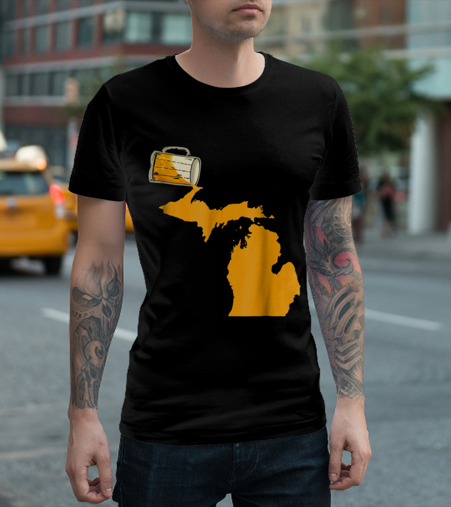 I Love Beer Pouring Over Map Of Michigan USA Funny Pat T-Shirt