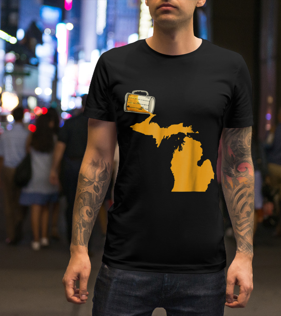 I Love Beer Pouring Over Map Of Michigan USA Funny Pat T-Shirt