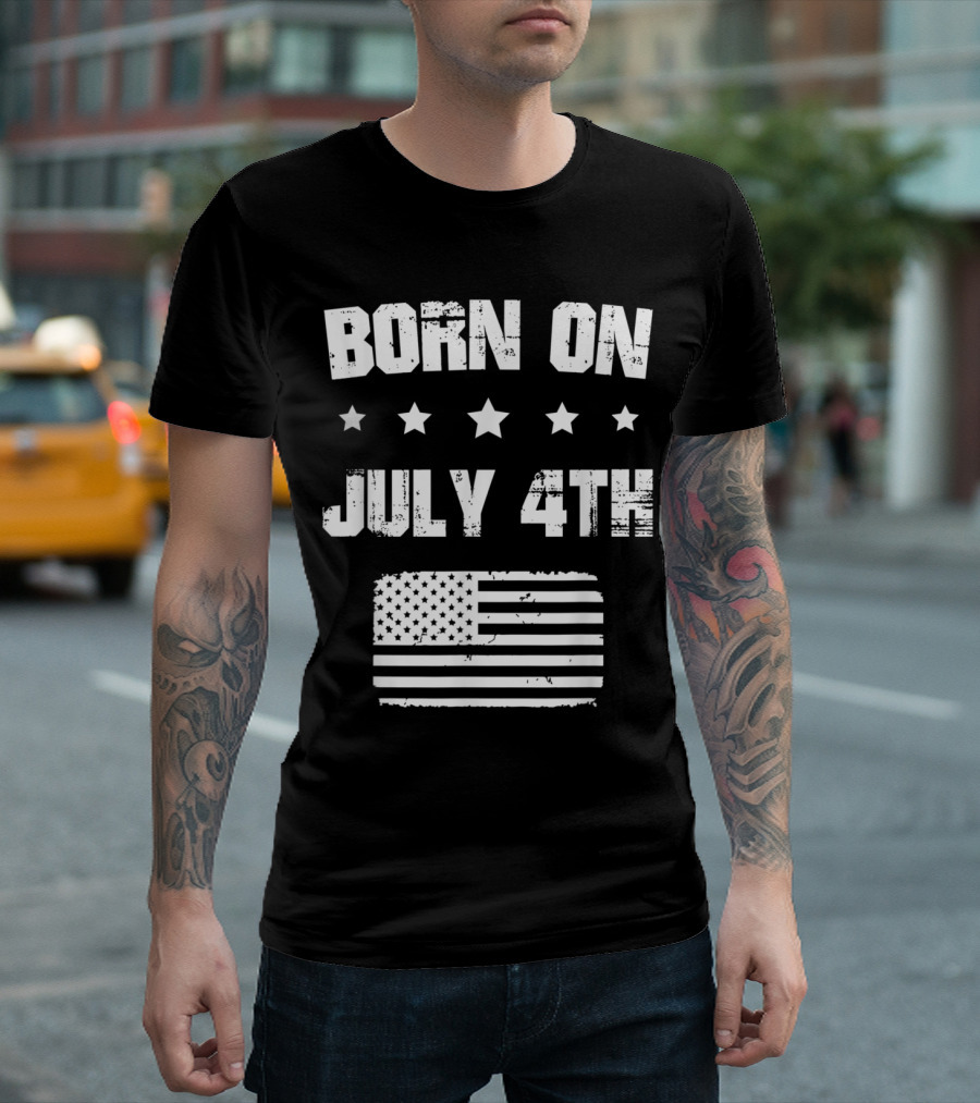 Born On July 4th Grunge Style USA Flag Stars T-Shirt