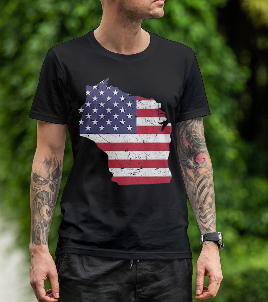 Wisconsin Map American Flag T-Shirt