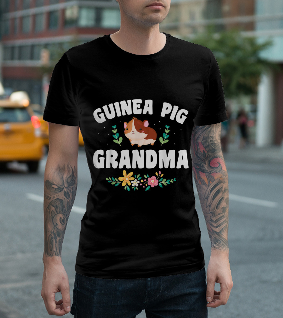 Guinea Pig Grandma Floral Blossom Pet Owner T-Shirt
