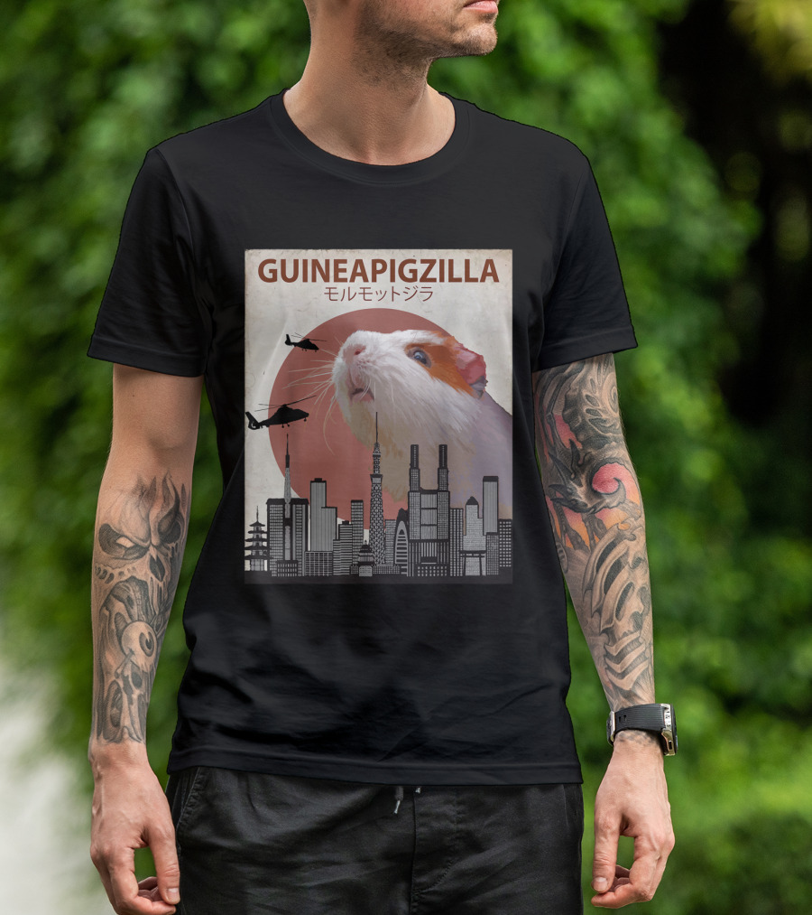 Guineapigzilla モルモットジラ Funny Guinea Pig Cityscape Helicopters T-Shirt