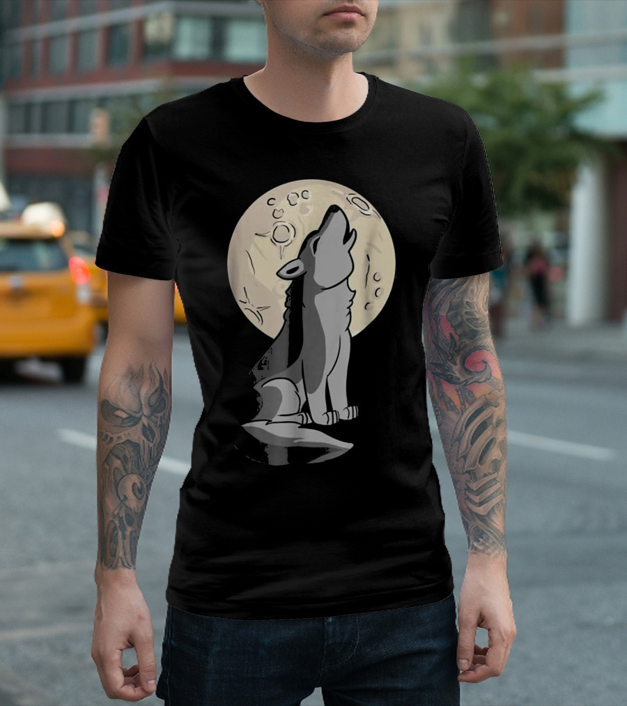 Cute Baby Wolf Howling At The Moon Costume T-Shirt