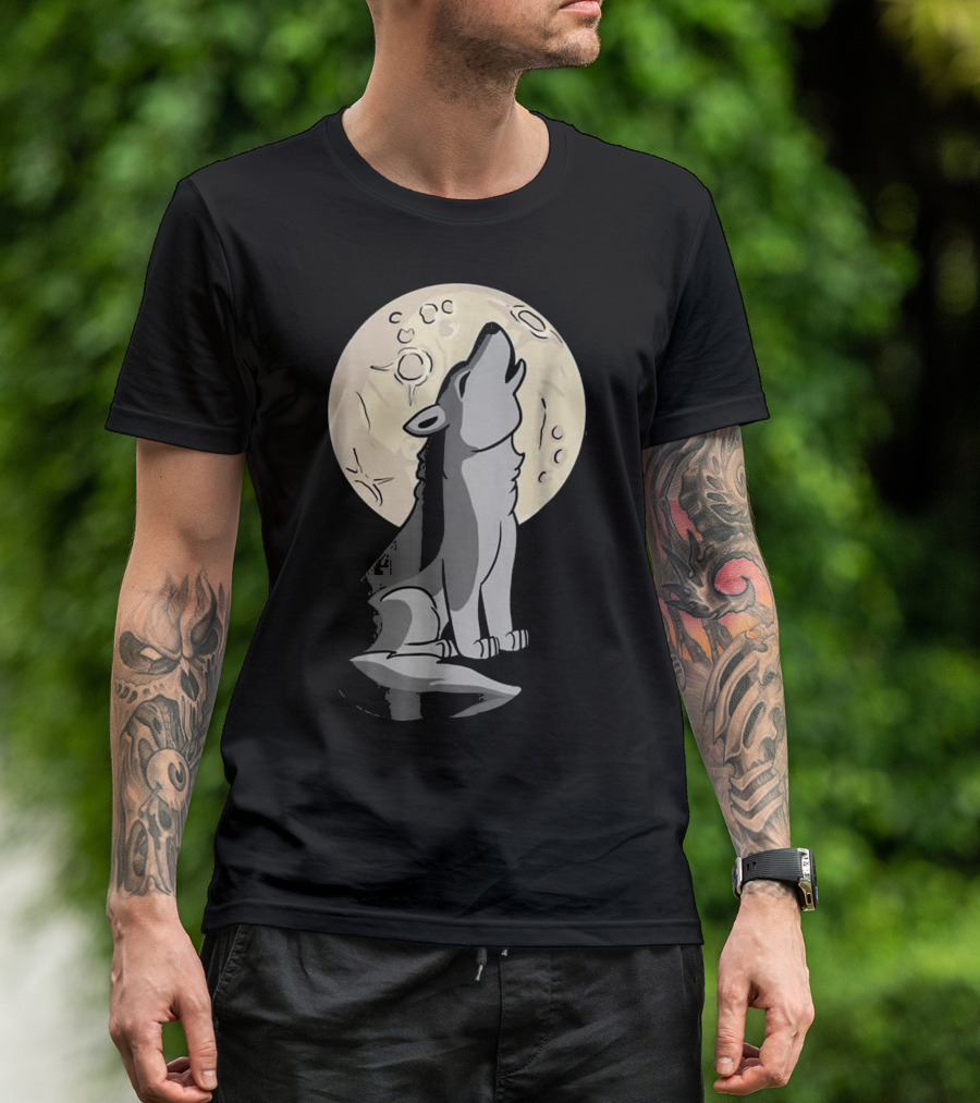 Cute Baby Wolf Howling At The Moon Costume T-Shirt