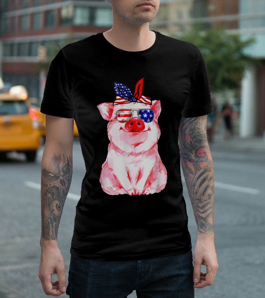 Cute Pig With American Flag Bandana And Sunglasses T-Shirt