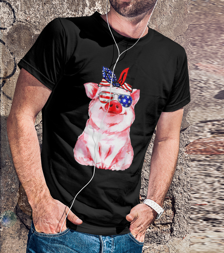 Cute Pig With American Flag Bandana And Sunglasses T-Shirt