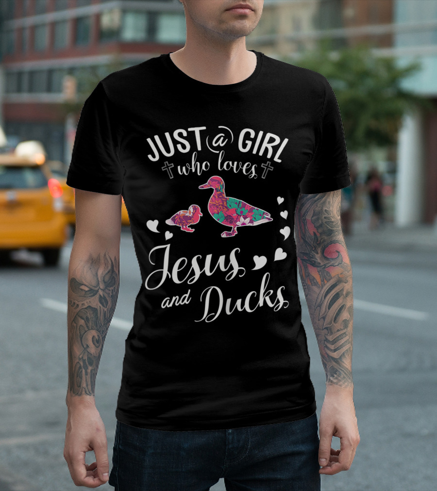 Just A Girl Who Loves Jesus And Ducks With Floral Patterned Ducks And Hearts T-Shirt