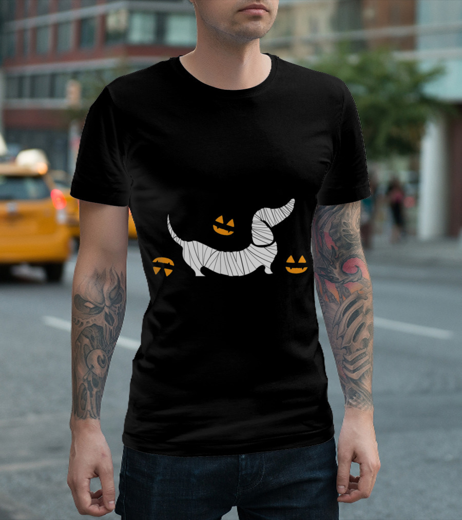 Mummy Dachshund Halloween with Pumpkin Faces T-Shirt