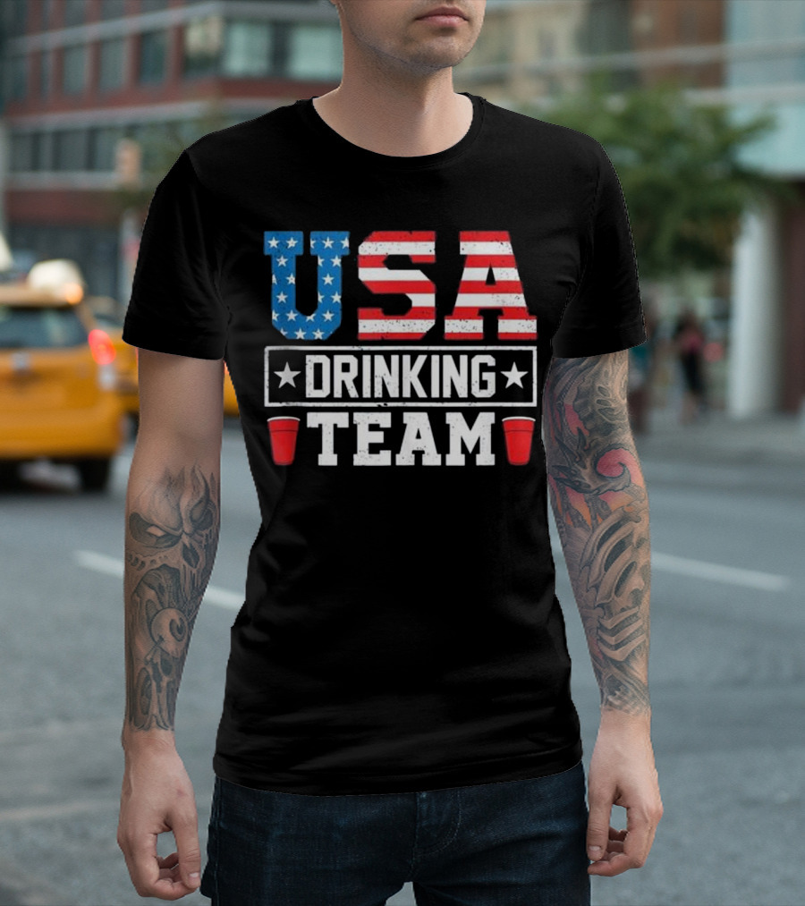 USA Drinking Team Funny Drinking Beer Red Cups Stars Stripes T-Shirt