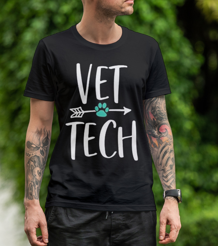Vet Tech Paw Print Arrow Veterinarian G T-Shirt