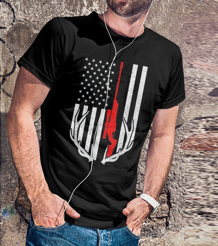 Vintage American Flag Deer Antler Rifle Hunting Camping T-Shirt