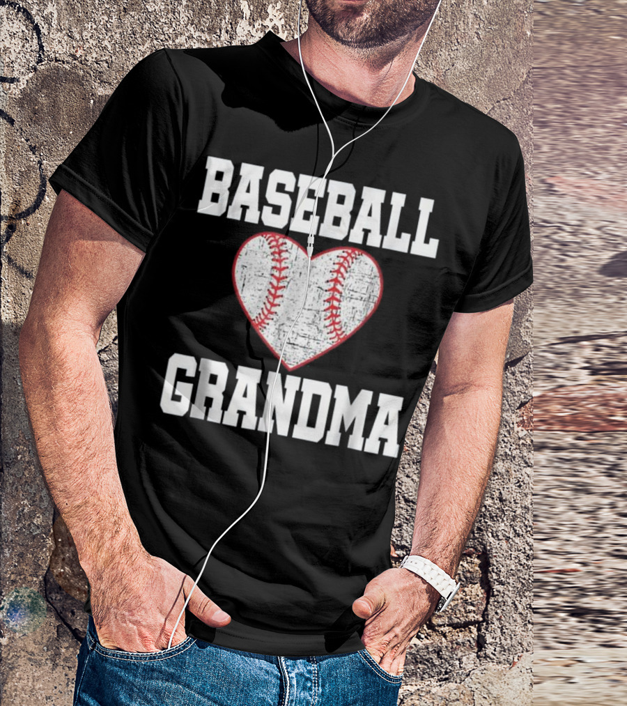 Baseball Grandma Heart Vintage Funny Gift Men T-Shirt
