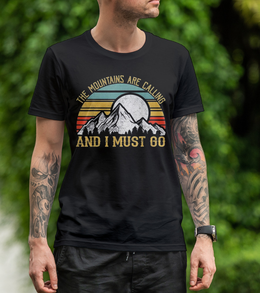 Vintage The Mountains Are Calling And I Must Go Retro Sunset Mountain Scene T-Shirt