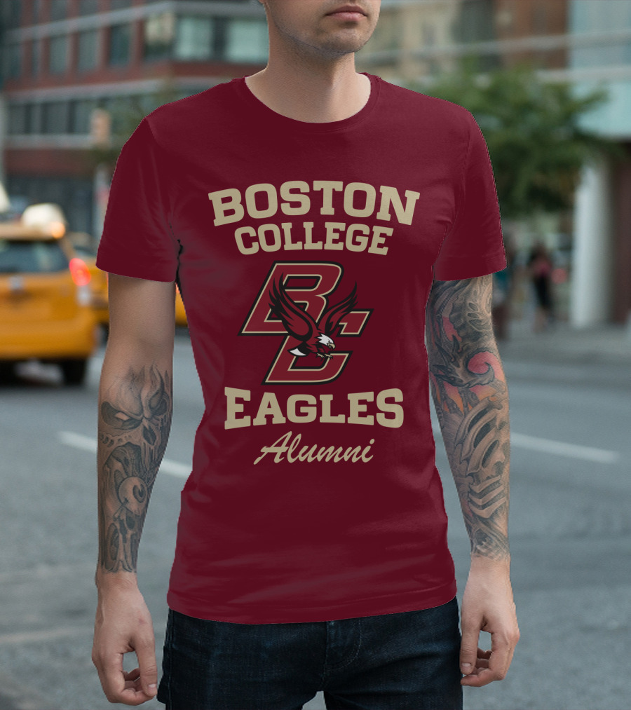 BOSTON COLLEGE EAGLES ALUMNI T-Shirt