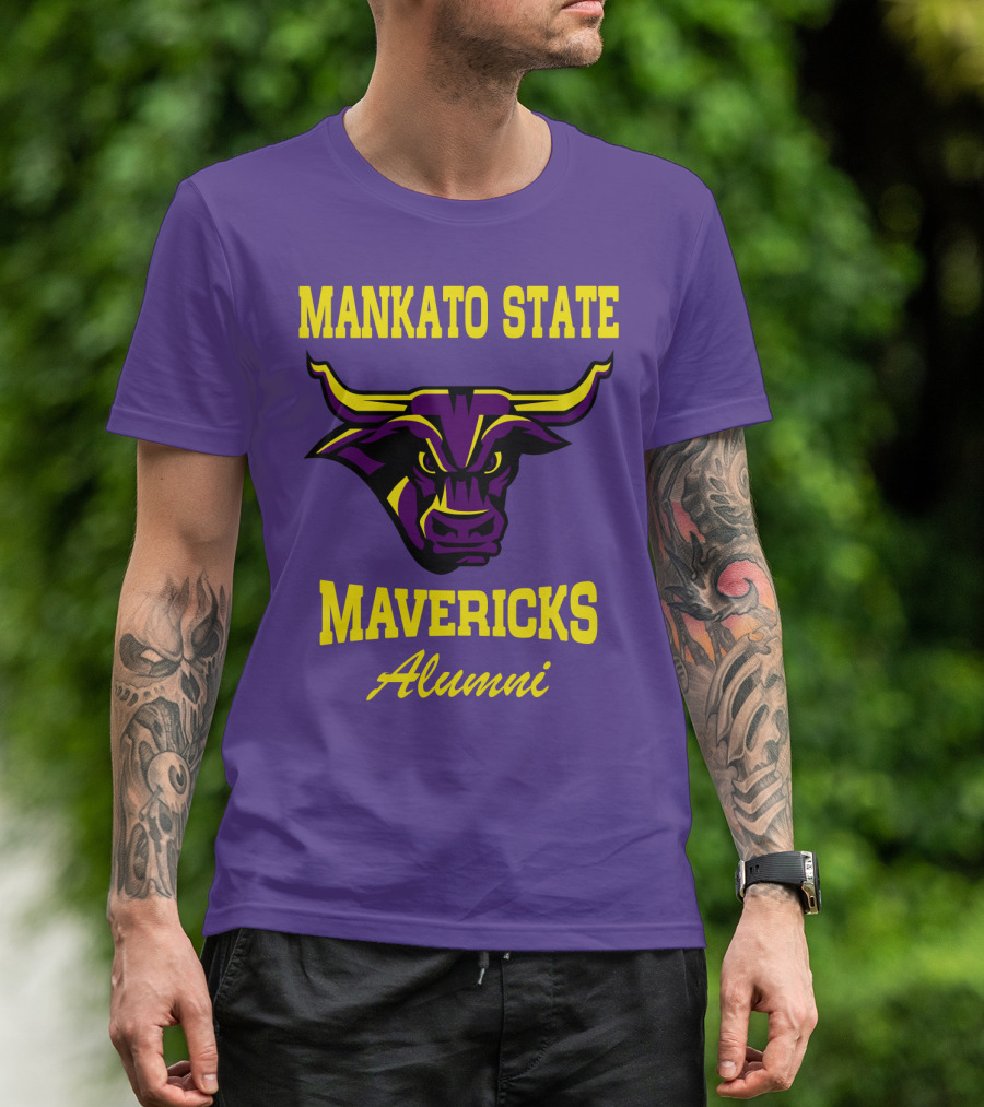 Mankato State Mavericks Alumni T-Shirt