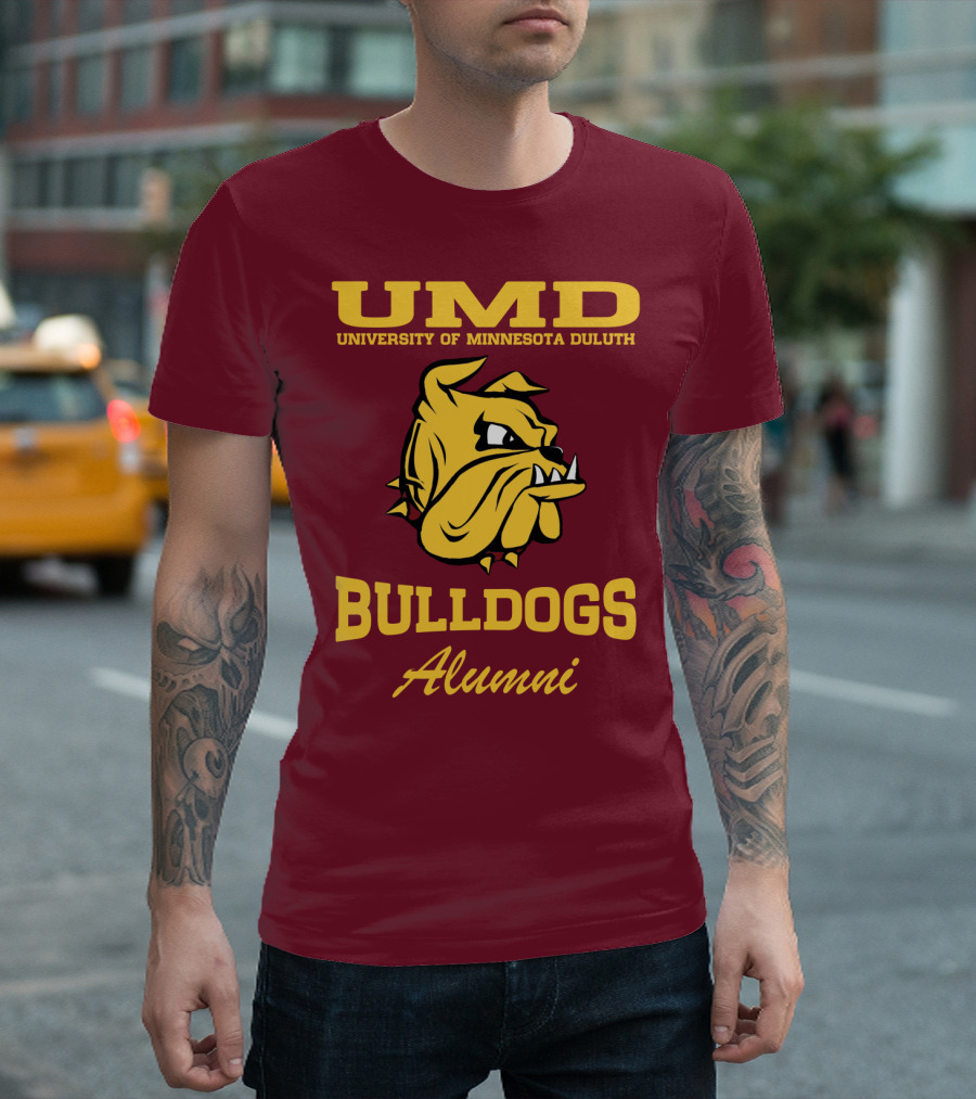 UMD University Of Minnesota Duluth Bulldogs Alumni T-Shirt
