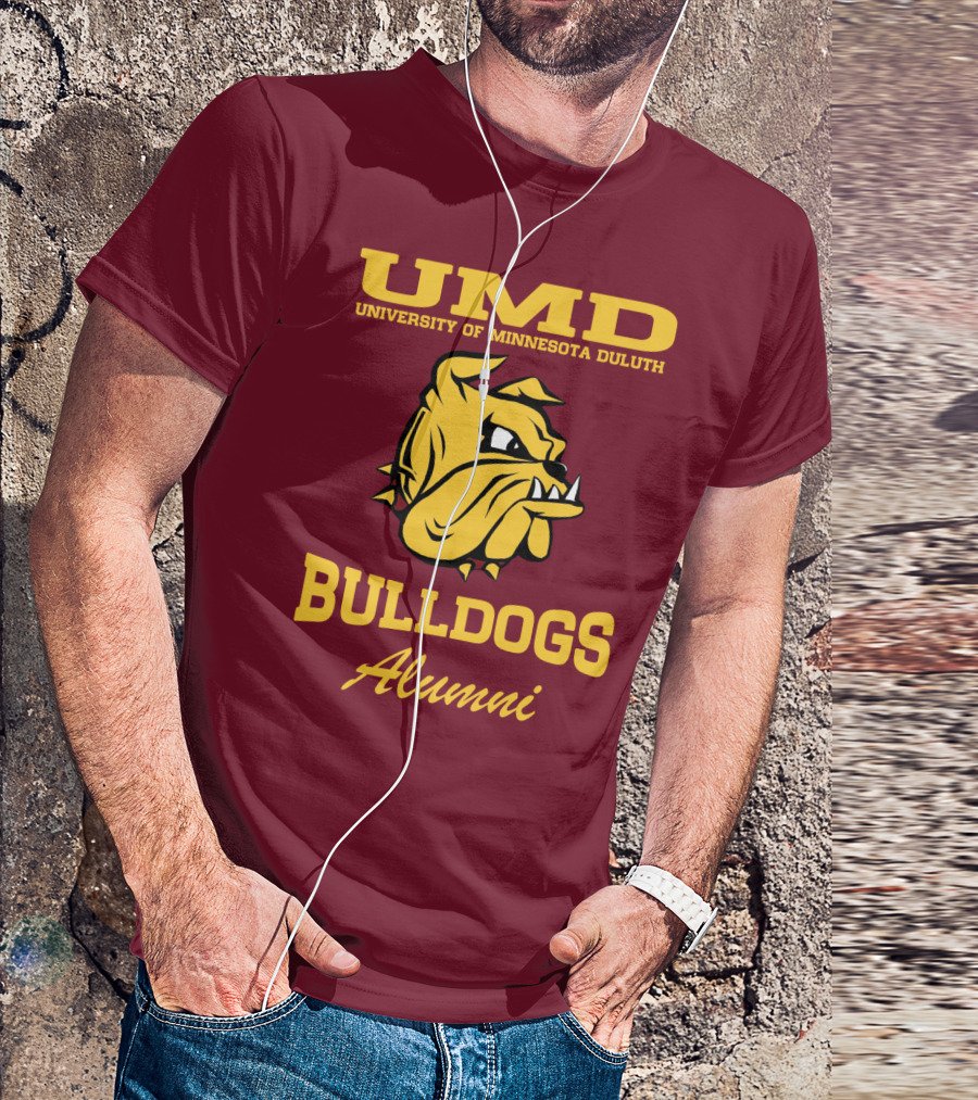UMD University Of Minnesota Duluth Bulldogs Alumni T-Shirt
