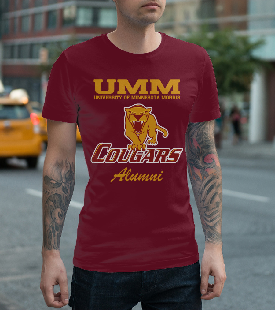 UMM University Of Minnesota Morris Cougars Alumni T-Shirt
