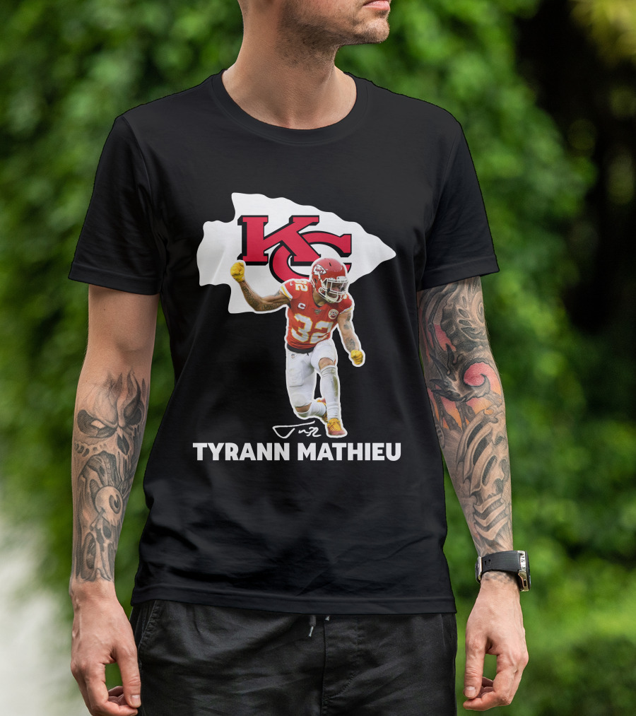 Tyrann Mathieu Kansas City Chiefs KC Football 32 Signature T-Shirt