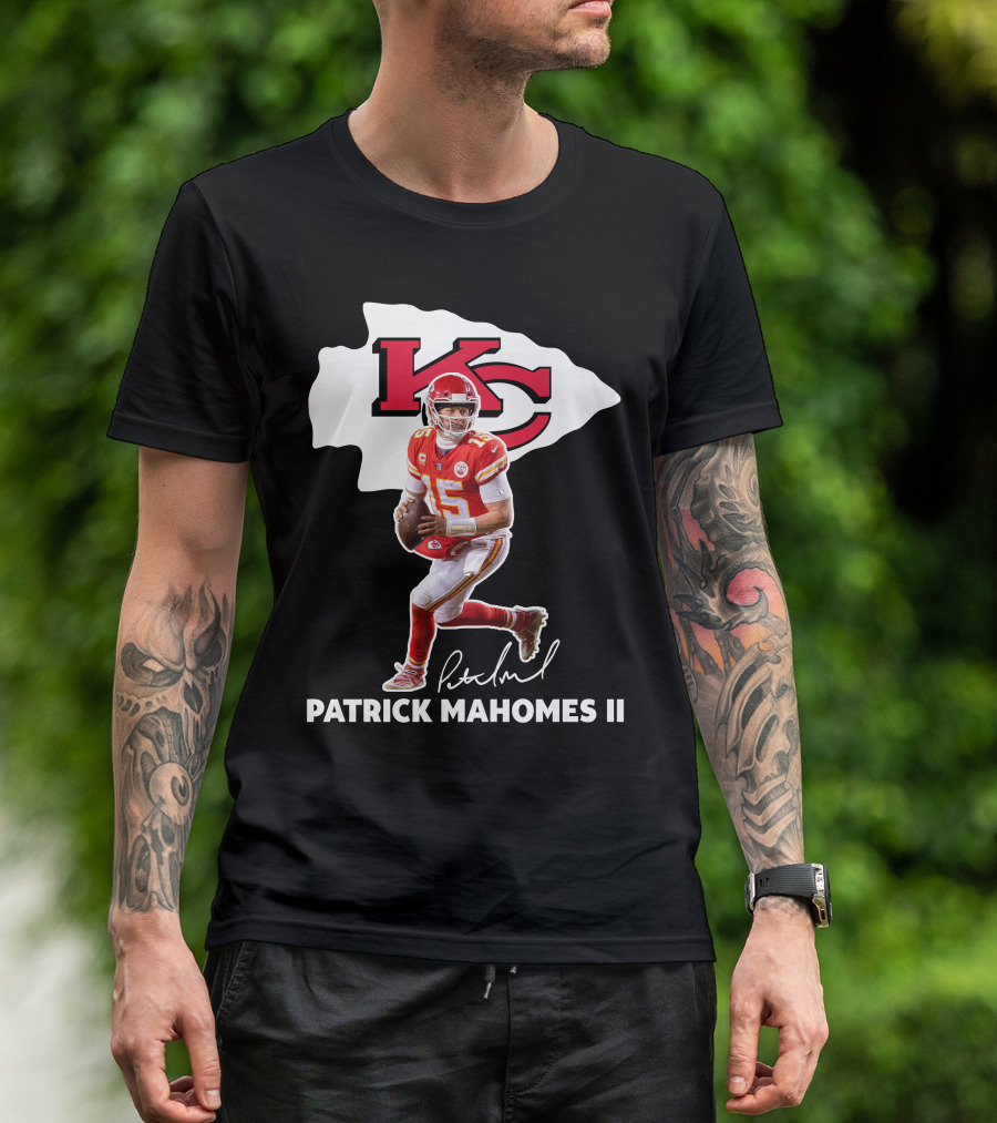 Kansas City Chiefs Patrick Mahomes II Football Signature T-Shirt