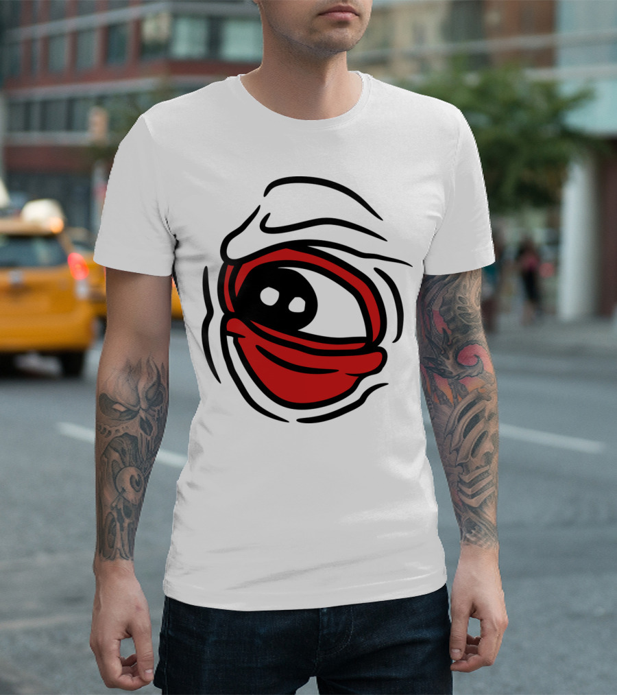 Big Giant Creepy Monster Eye Halloween Horror T-Shirt