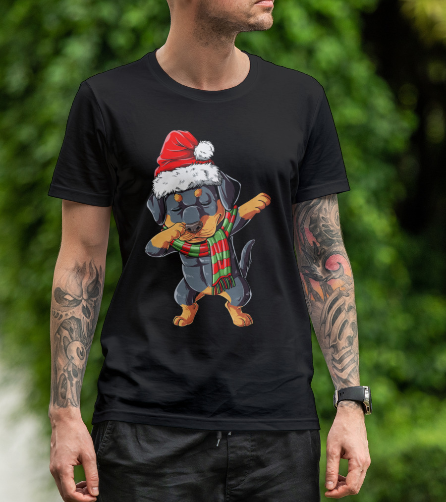 Rottweiler Santa Dabbing Christmas Dog With Festive Hat And Scarf T-Shirt