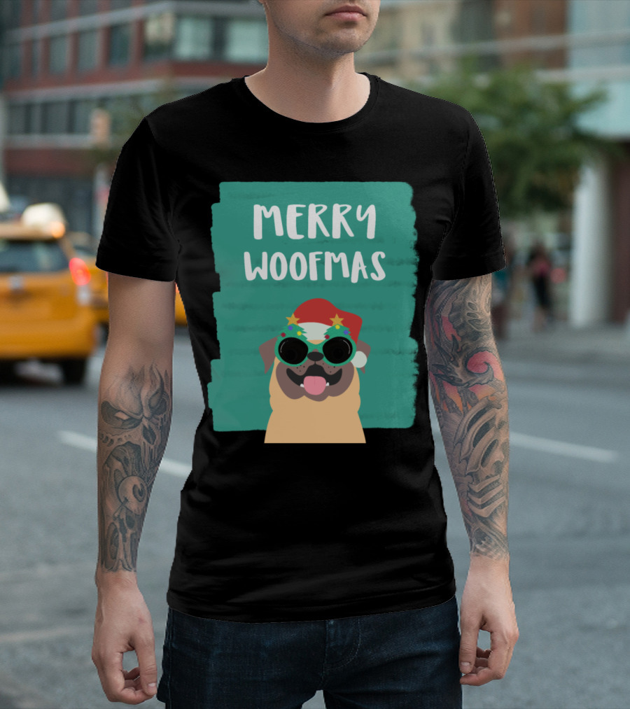 Merry Woofmas Santa Pug with Festive Glasses on Green Background T-Shirt