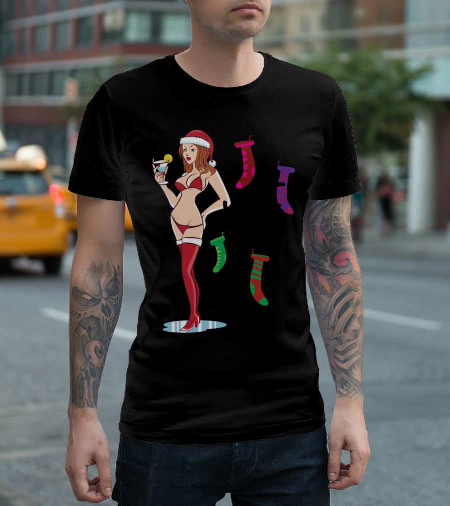 Mrs. Claus Santa Claus Hoe Hoe Hoe Christmas Martini T-Shirt